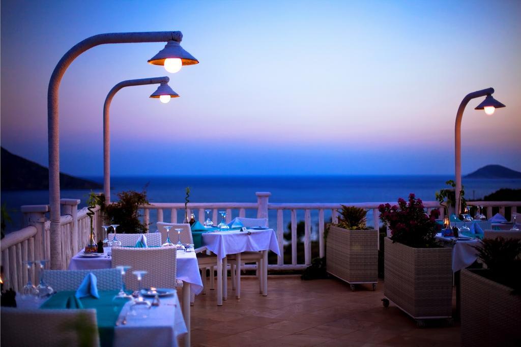 Likya Residence Hotel & Spa - Adults Only Kalkan Buitenkant foto