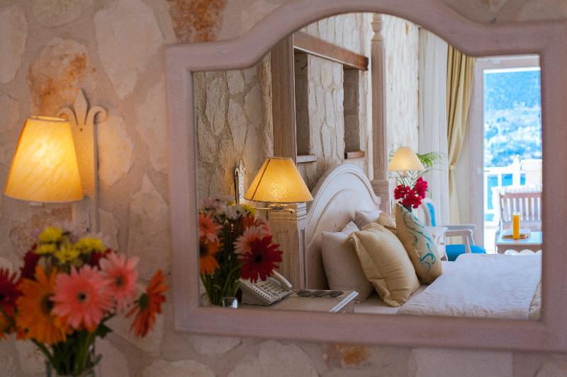 Likya Residence Hotel & Spa - Adults Only Kalkan Buitenkant foto